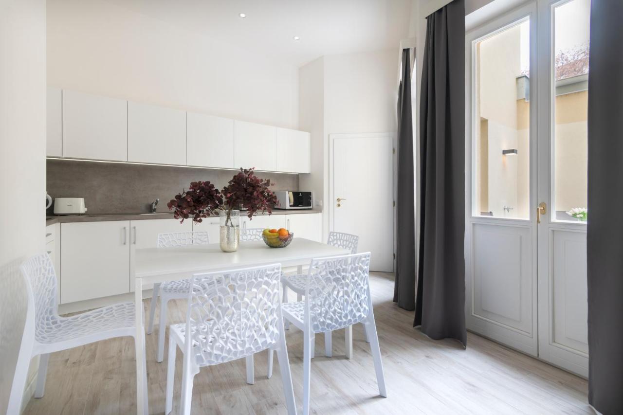 Kinsky Garden Apartments And Suites By Dwellfort Prag Exteriör bild