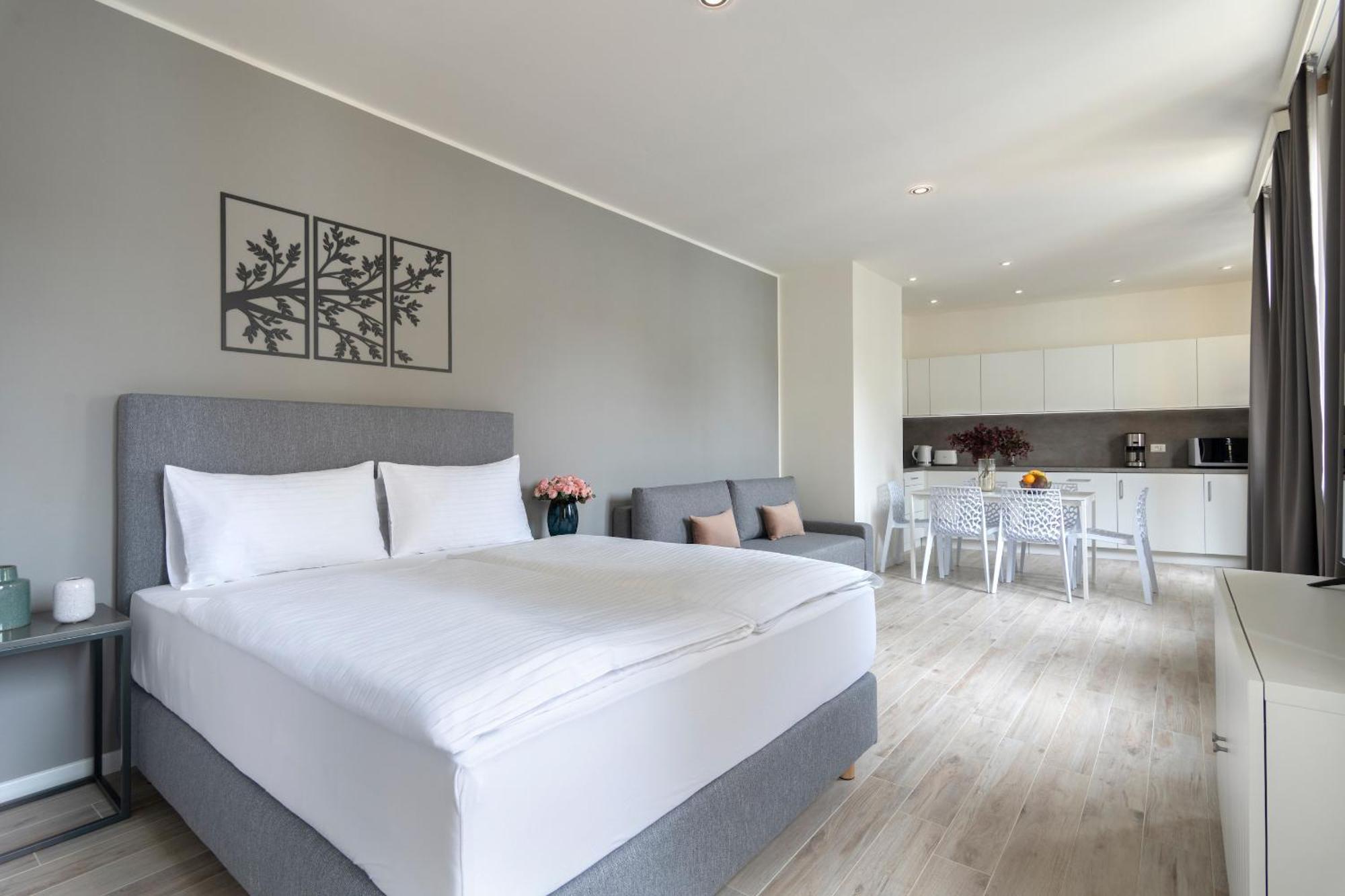 Kinsky Garden Apartments And Suites By Dwellfort Prag Rum bild