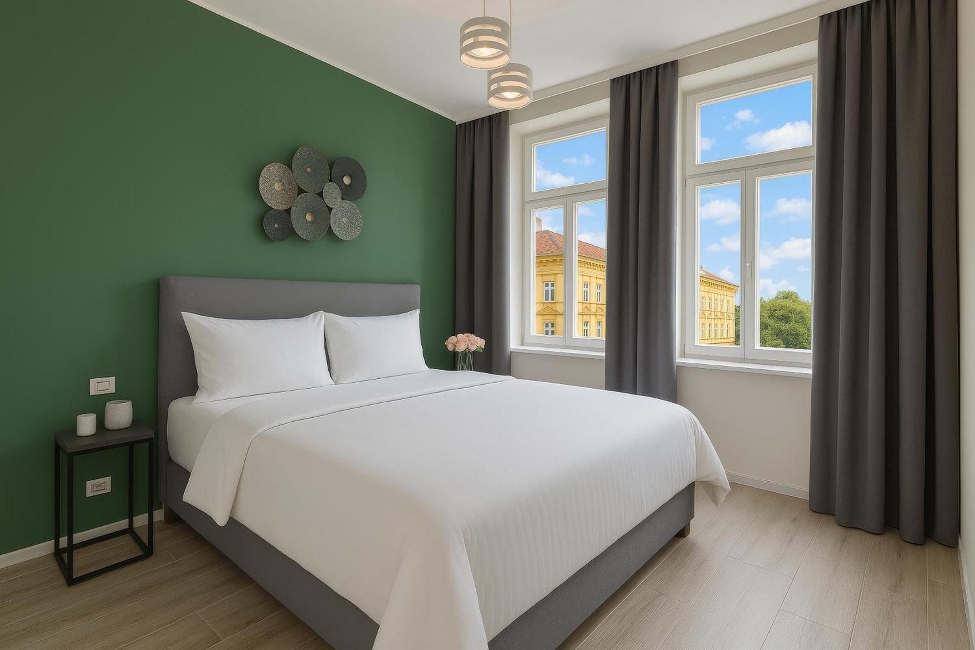Kinsky Garden Apartments And Suites By Dwellfort Prag Exteriör bild